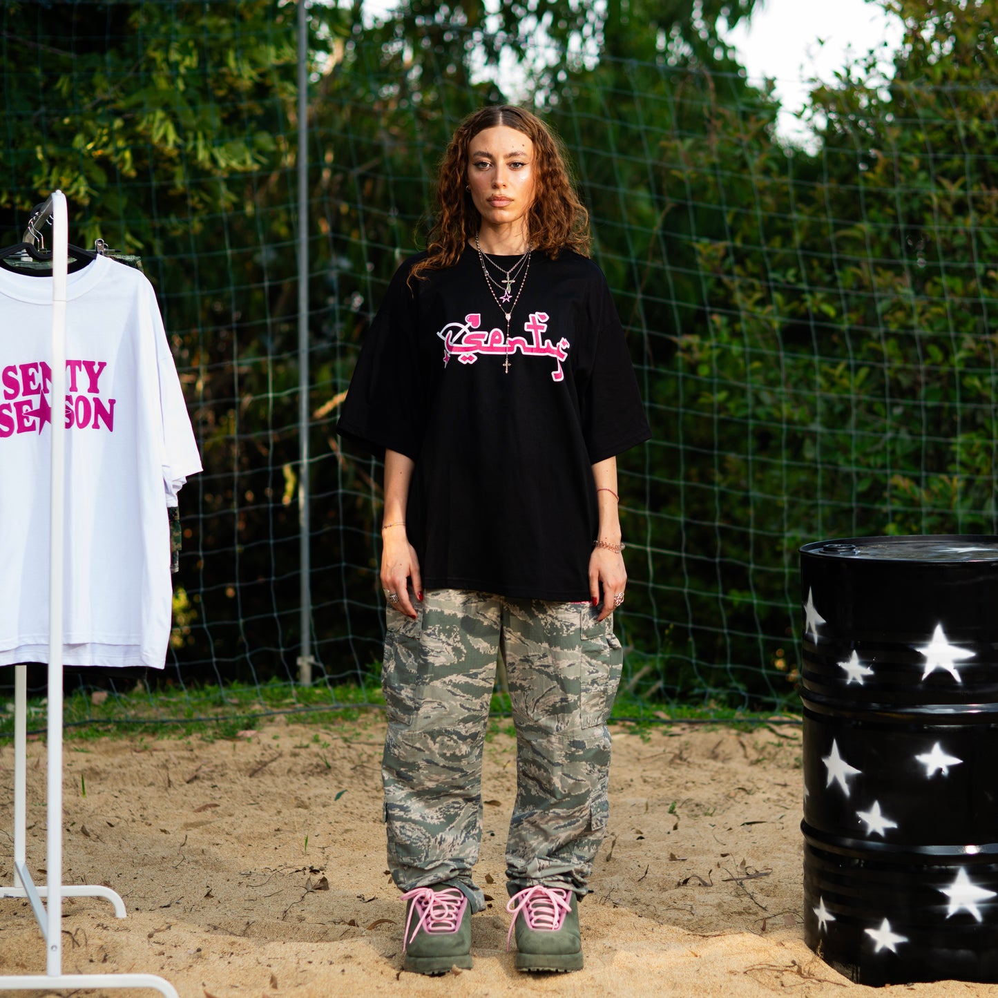 "SENTY SEASON" San Valentino Black T-shirt