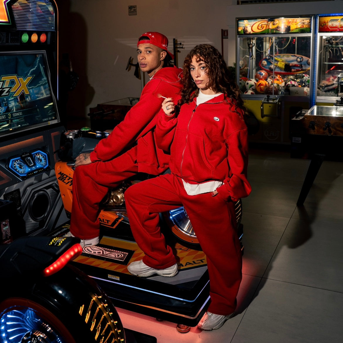 "SENTY SEASON" Red Full Zip V2