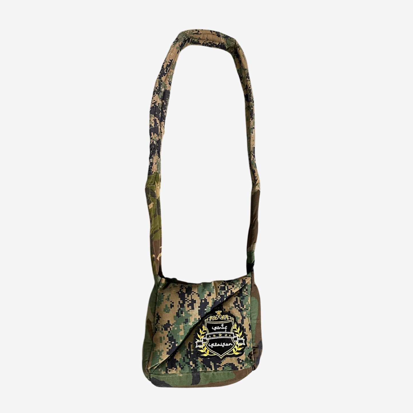 "SENTY x PUFFYIT" Camo Bag