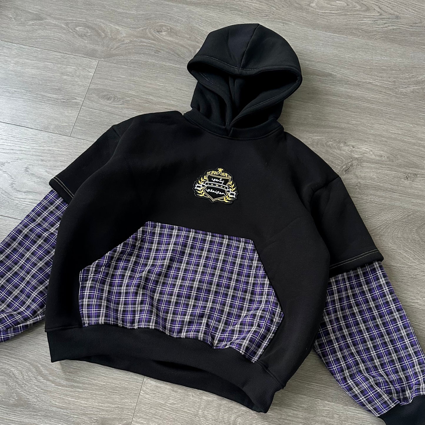 “SENTY SEASON” Flannel Black Double Sleeve Hoodie